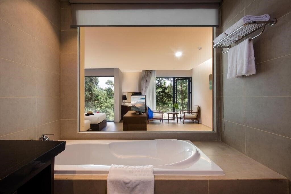 Фотография Terracotta Hotel & Resort Dalat 4*
