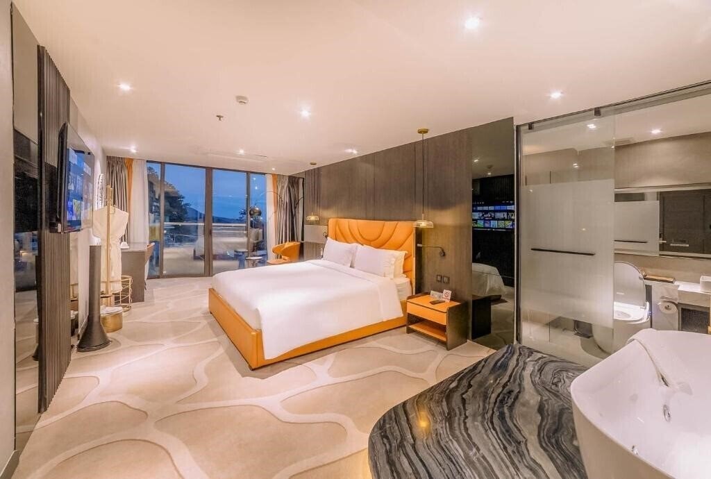 Фотографія New Century Hotel Dalat 3*