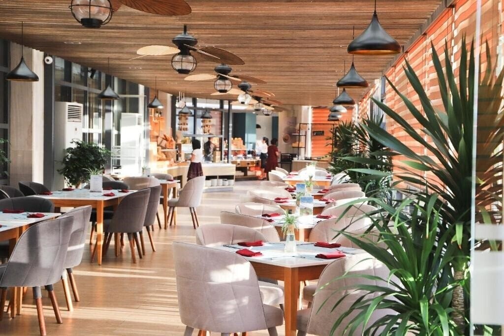 Изображение Golf Valley Hotel (ex. Golf) 4*