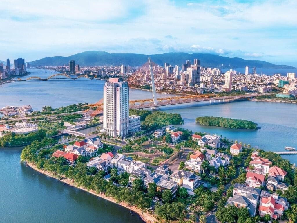 Готель Grand Mercure Danang 4*