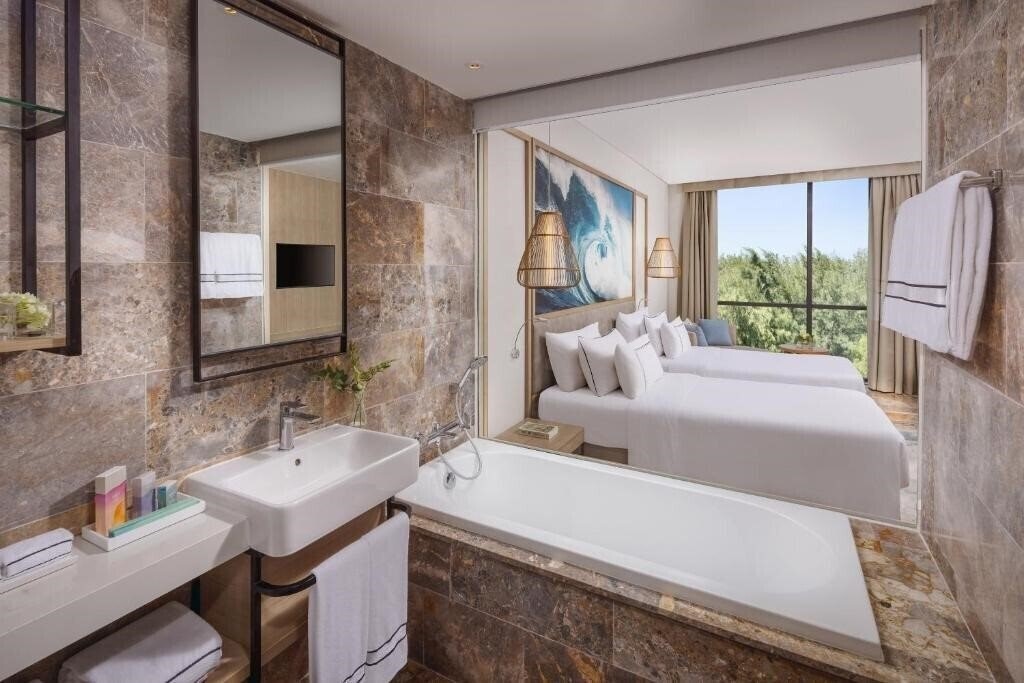 Фотографія Melia Danang Beach Resort 5*