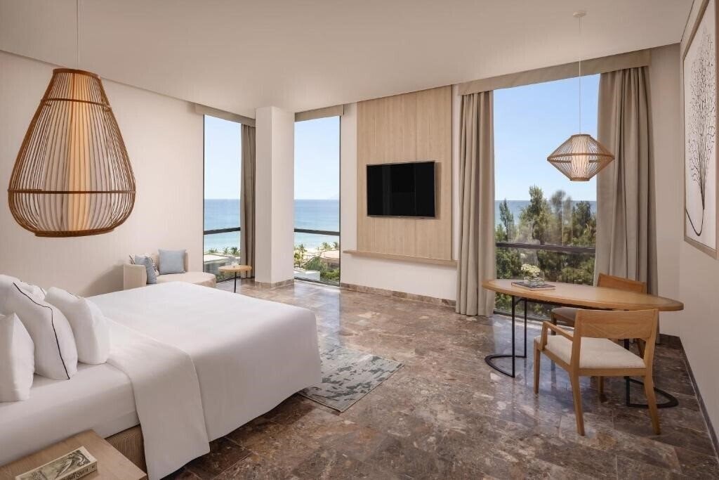 Зображення Melia Danang Beach Resort 5*
