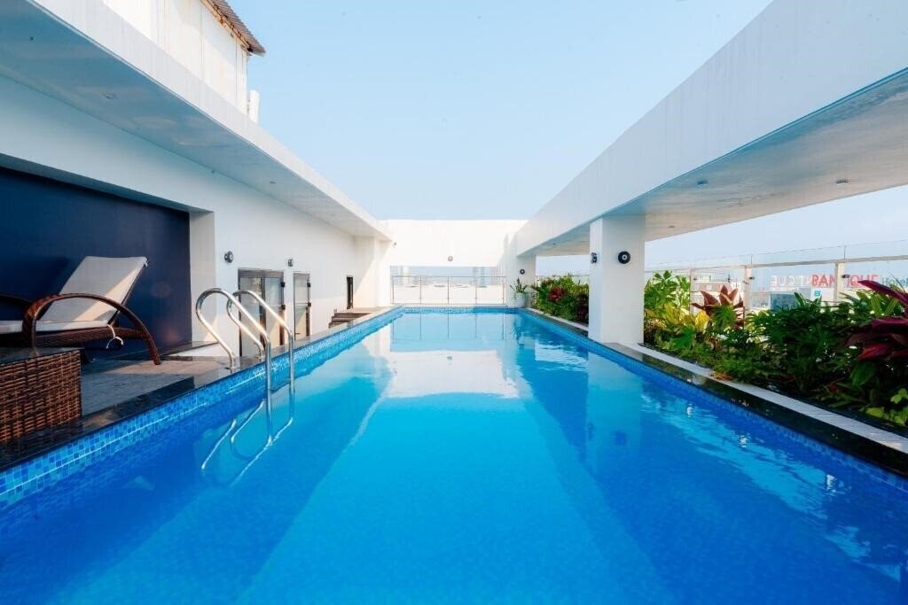 Фото Vian Hotel 3*