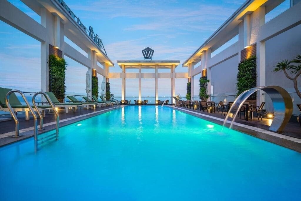 Готель Diamond Sea 4*