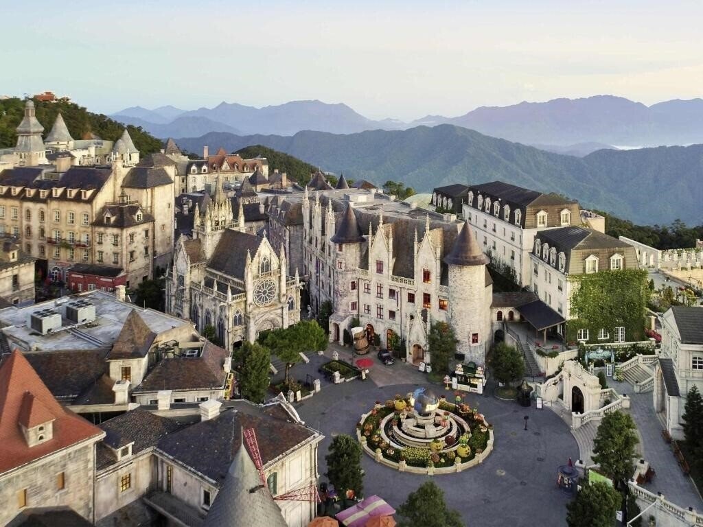 Отель Mercure Danang French Village Bana Hills 4*