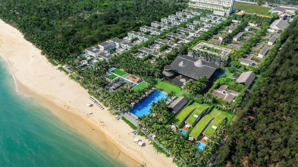 Готель Naman Retreat 5*