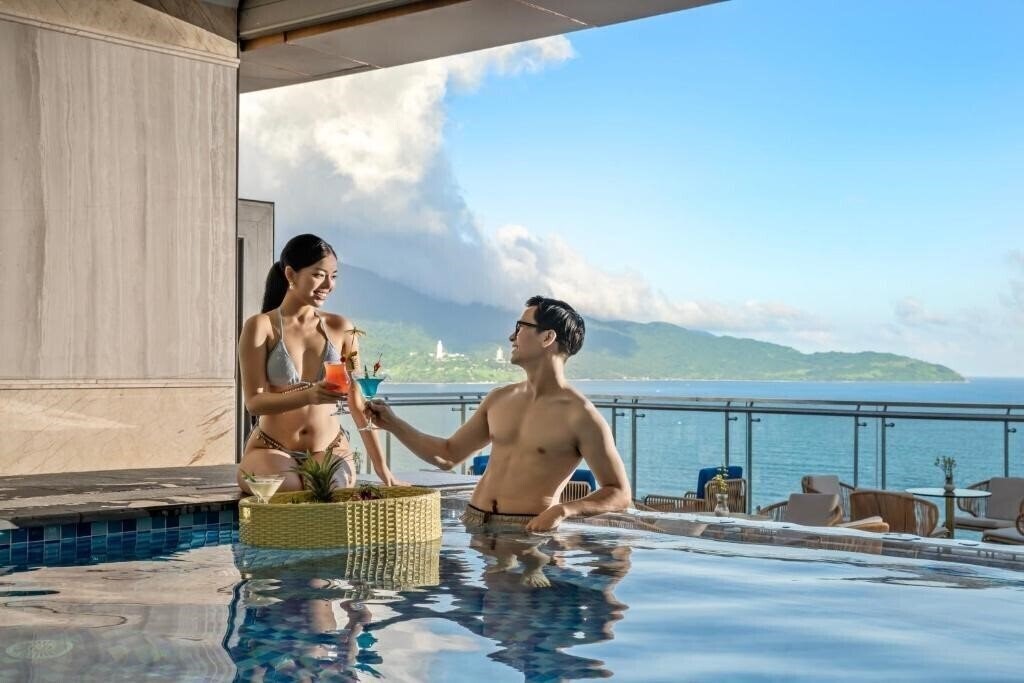 Готель Bluesun Hotel 4*