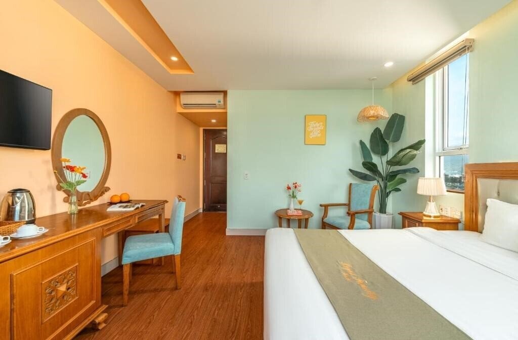 Фотографія Royal Family Hotel 3*