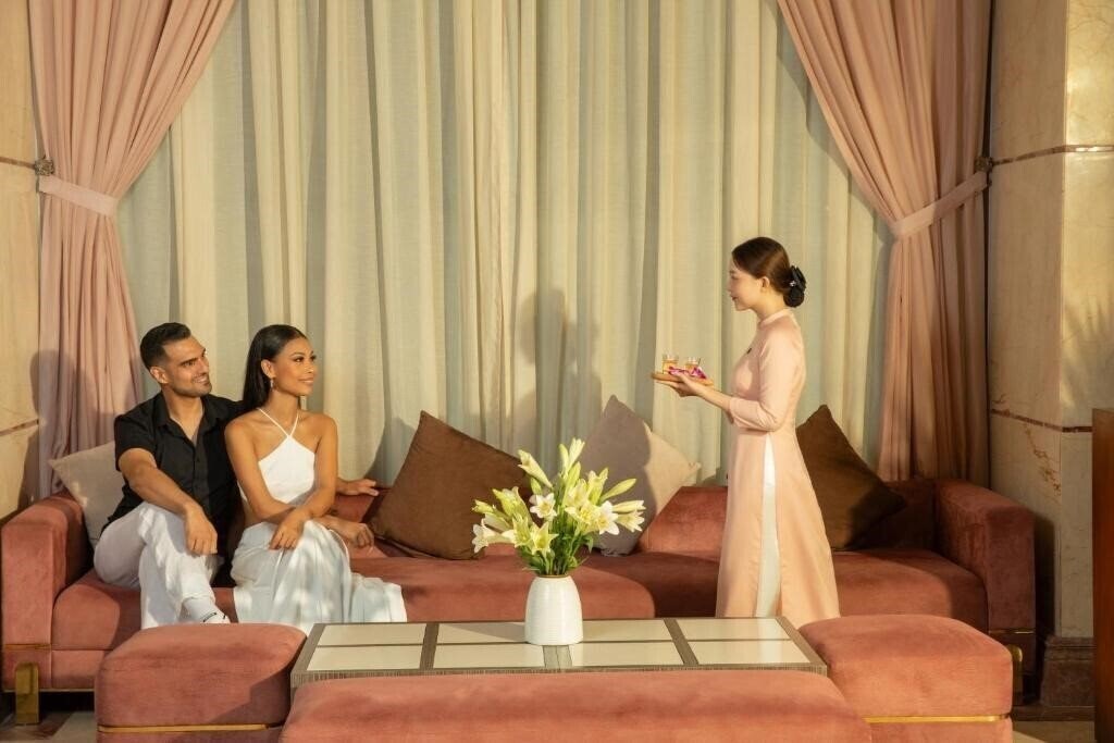 Фотографія Mandila Beach Hotel 4*