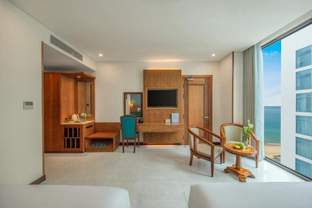 Фотографія Mandila Beach Hotel 4*