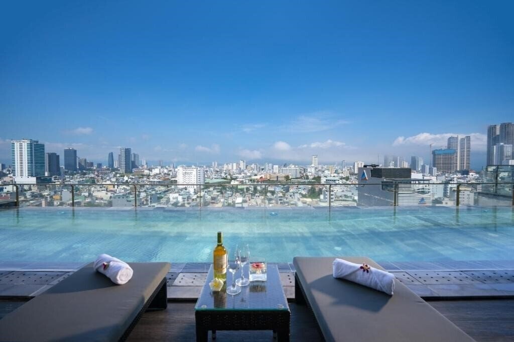 Зображення San Marino Boutique Da Nang 4*