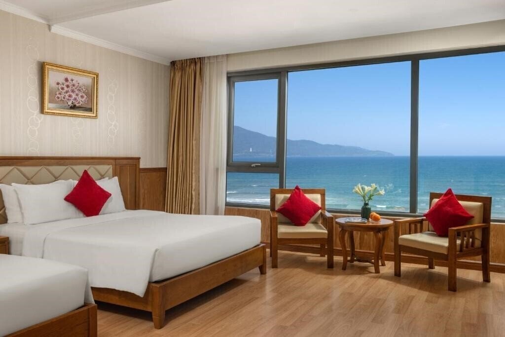 Изображение Serene Beach Hotel 4*