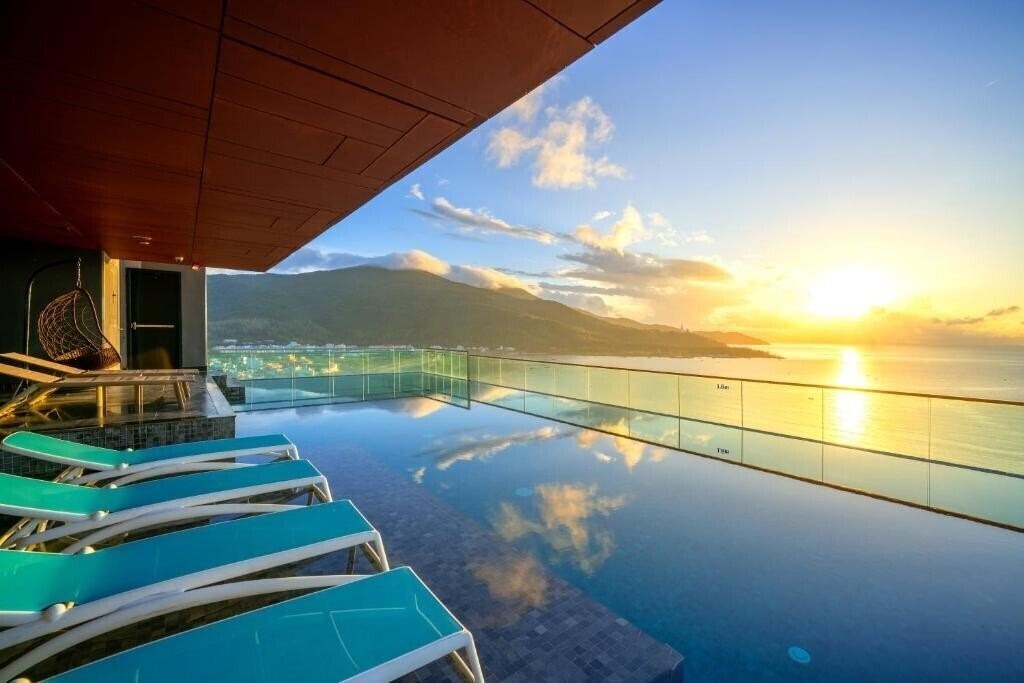 Картинка The Code Hotel & SPA Da Nang 4*