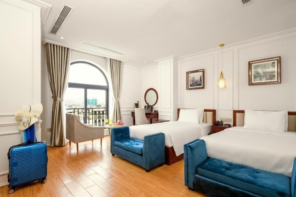 Готель Menora Grand Hotel 4*