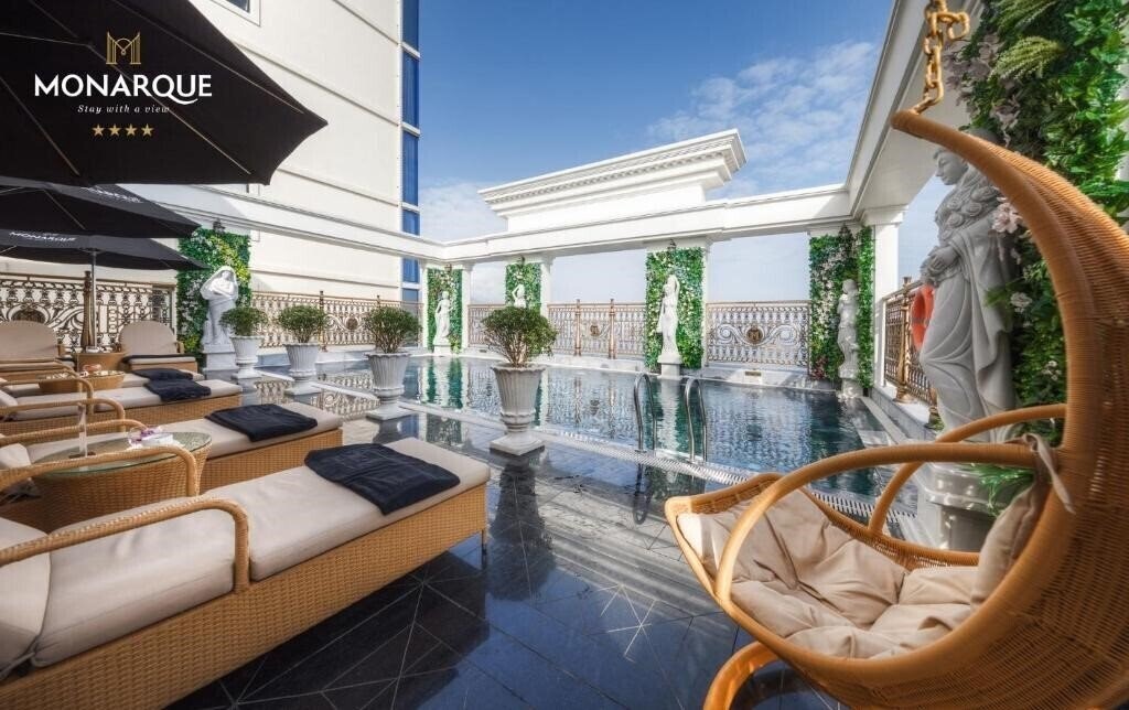Готель Monarque Hotel Danang 4*