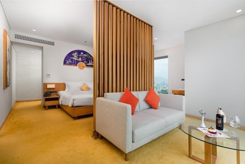 Фотографія Sala Danang Beach Hotel 4*