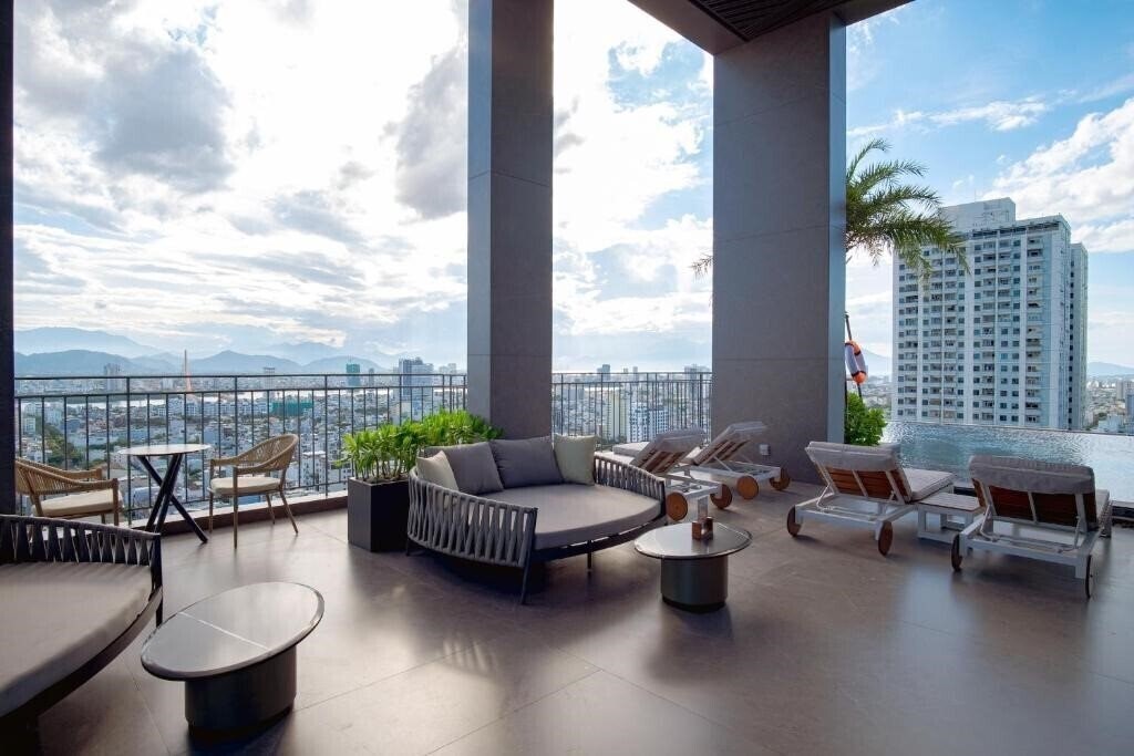 Картинка M Hotel Danang 5*