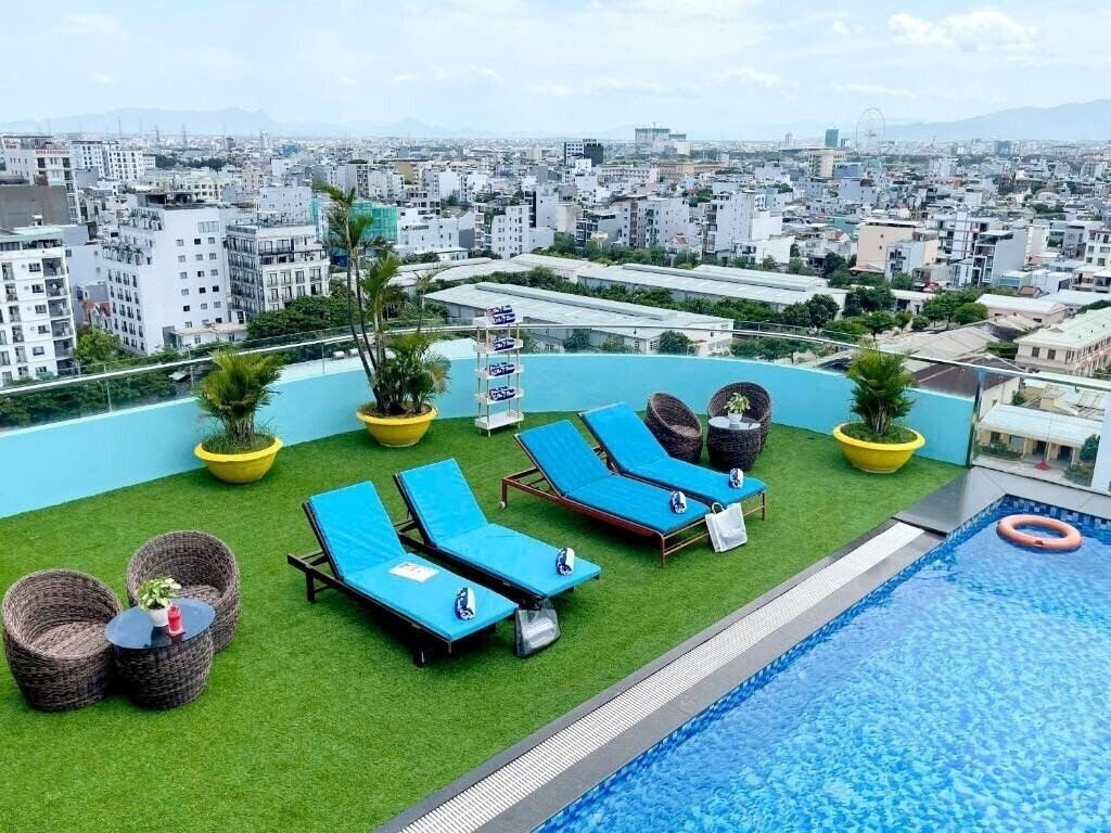 Фото Ritzy Boutique Hotel 3*