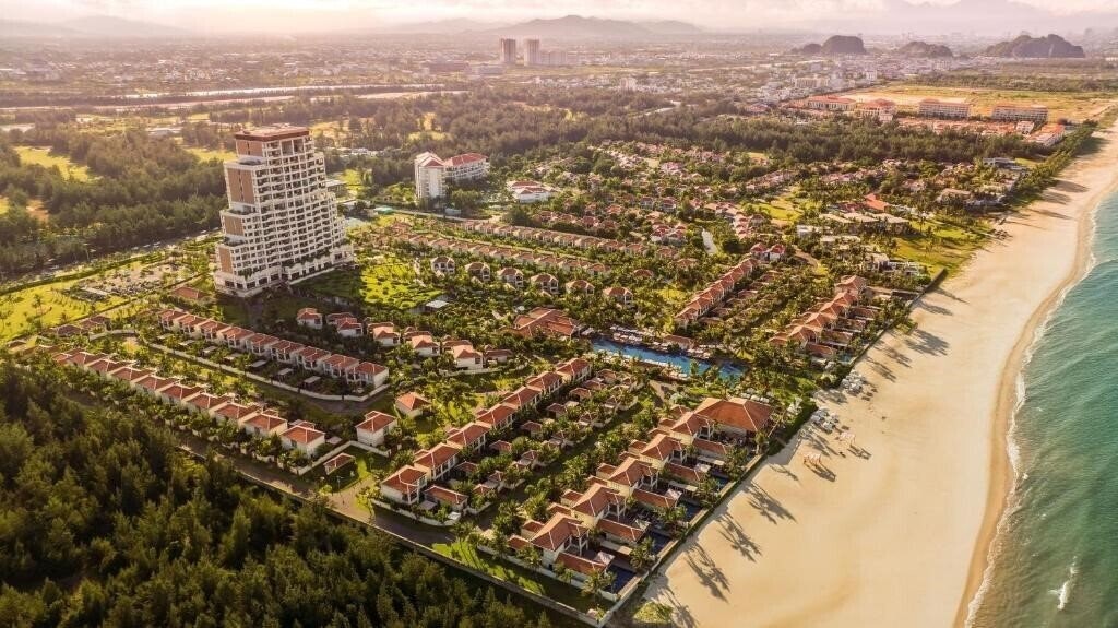Отель Fusion Resort & Villas Da Nang Wellnes Inclusive 5*