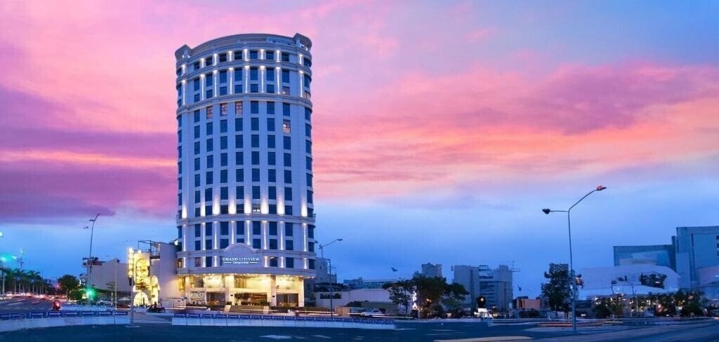 Готель Grand Citiview Hotel 4*