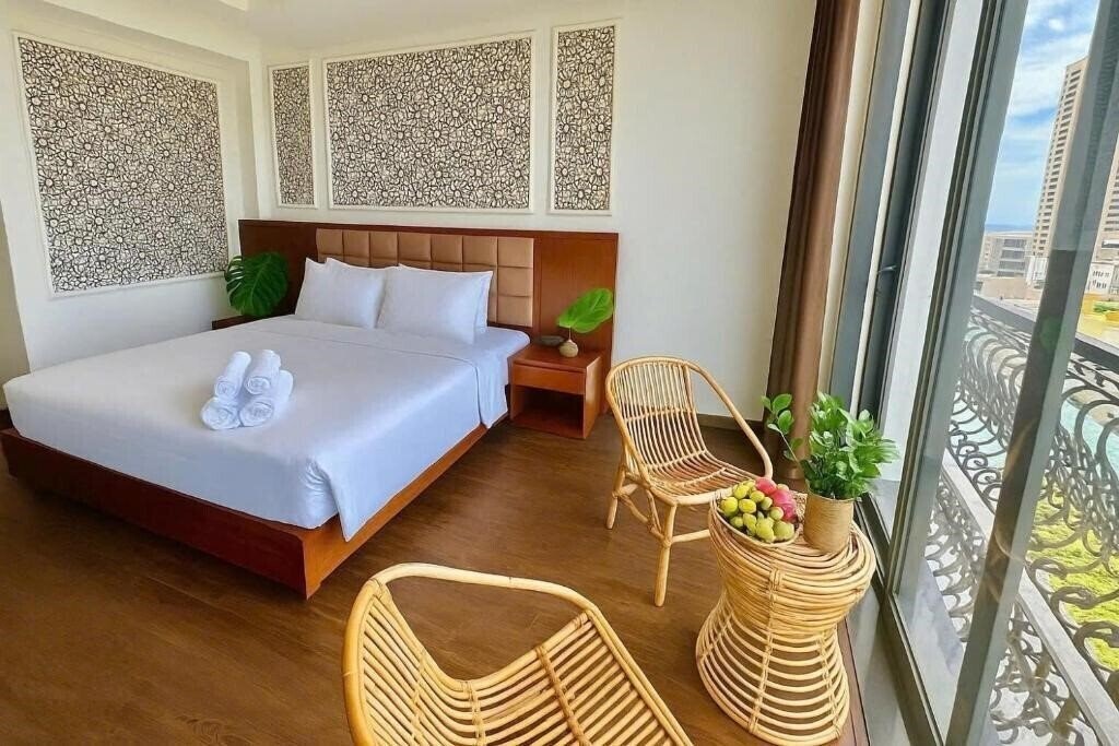 Зображення Century Hotel Da Nang 3*