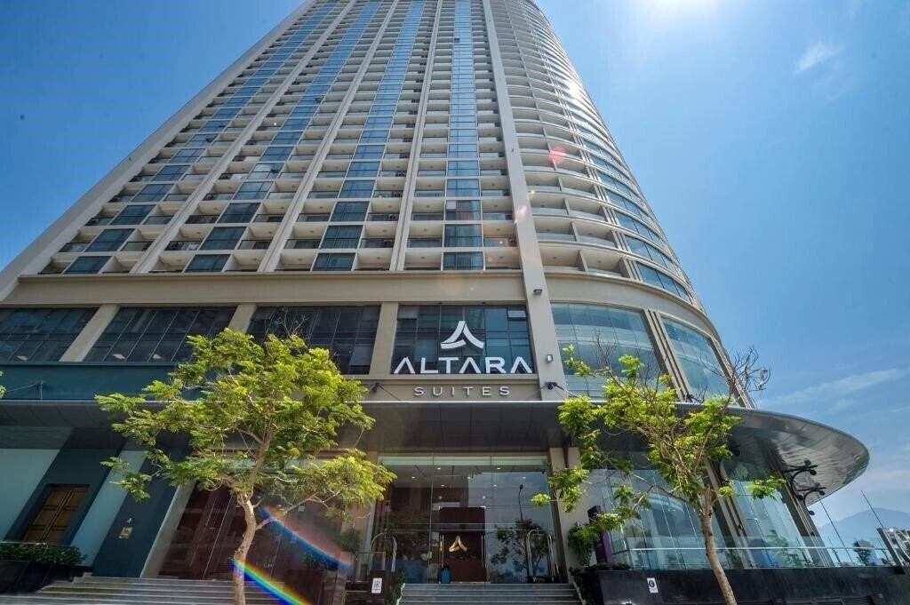 Фото Altara Suites Da Nang Managed by AHG 4*