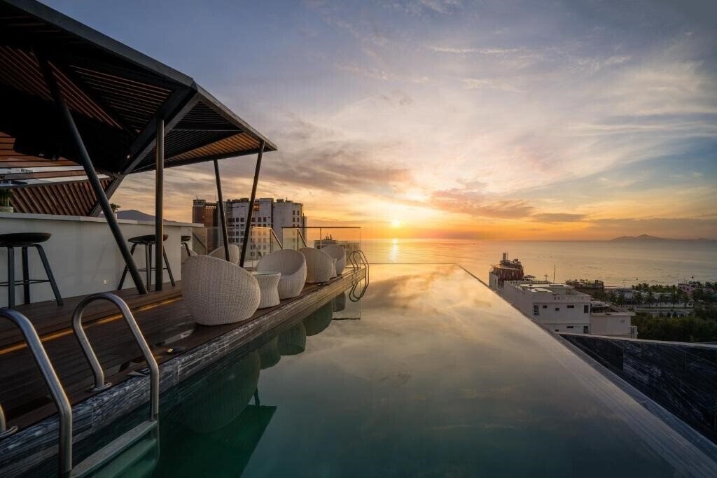 Картинка Draco Hotel & Suites 4*