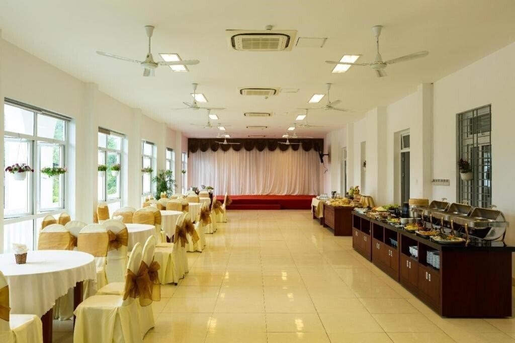 Изображение Navy Hotel Danang 3*