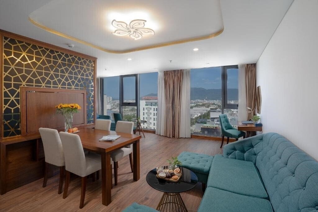 Изображение CN Palace Boutique Hotel 4*