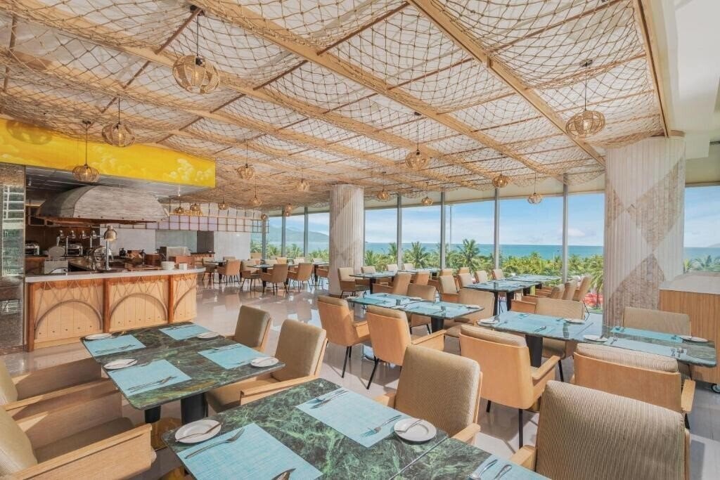 Фотографія Wyndham Soleil Danang Hotel 5*