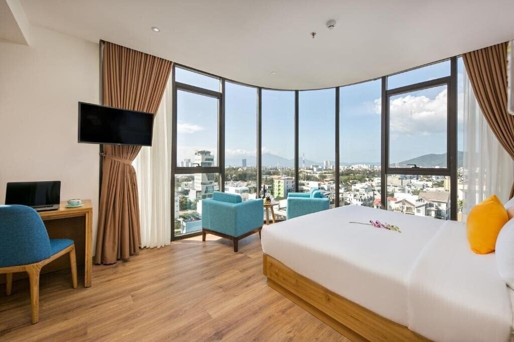 Готель Cordial Hotel 3*