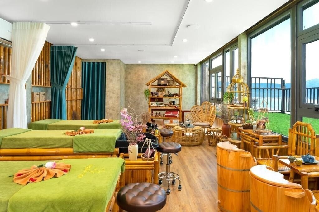 Фото Halina Hotel & Apartment 4*