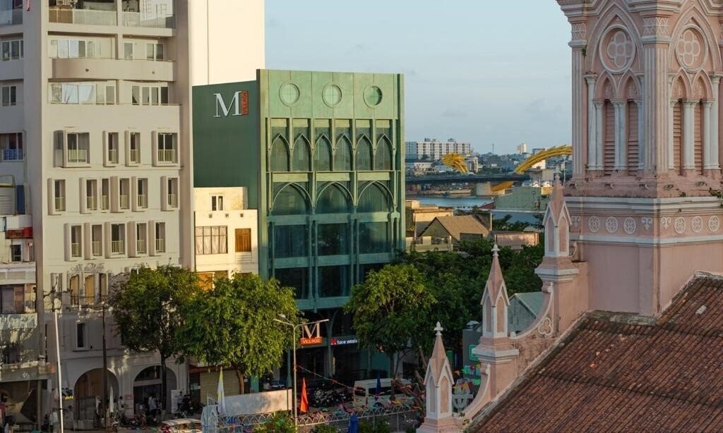 Отель M Village Hotel Da Nang Centre 3*