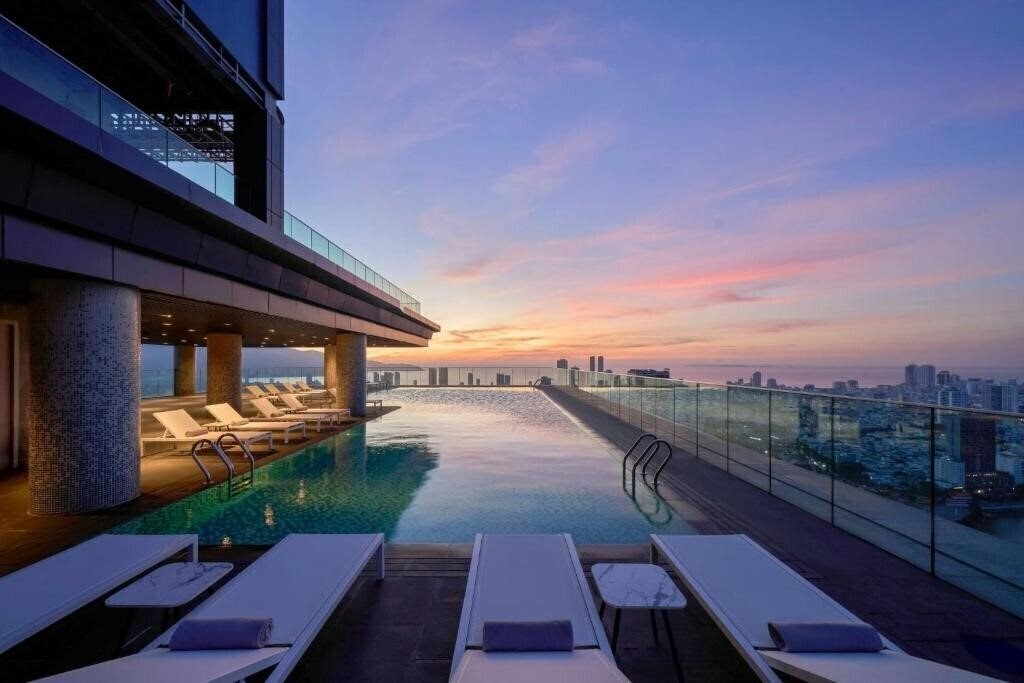 Картинка Marriott Executive Apartments Danang Han River 5*