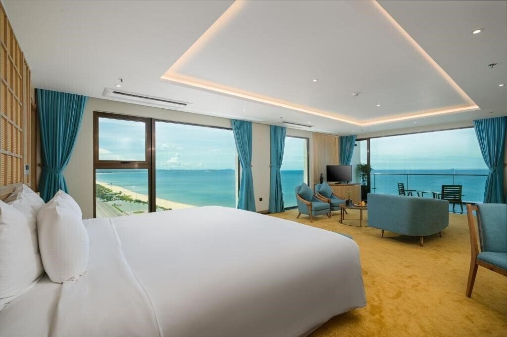 Фото Sala Grand Tuy Hoa Hotel 5*