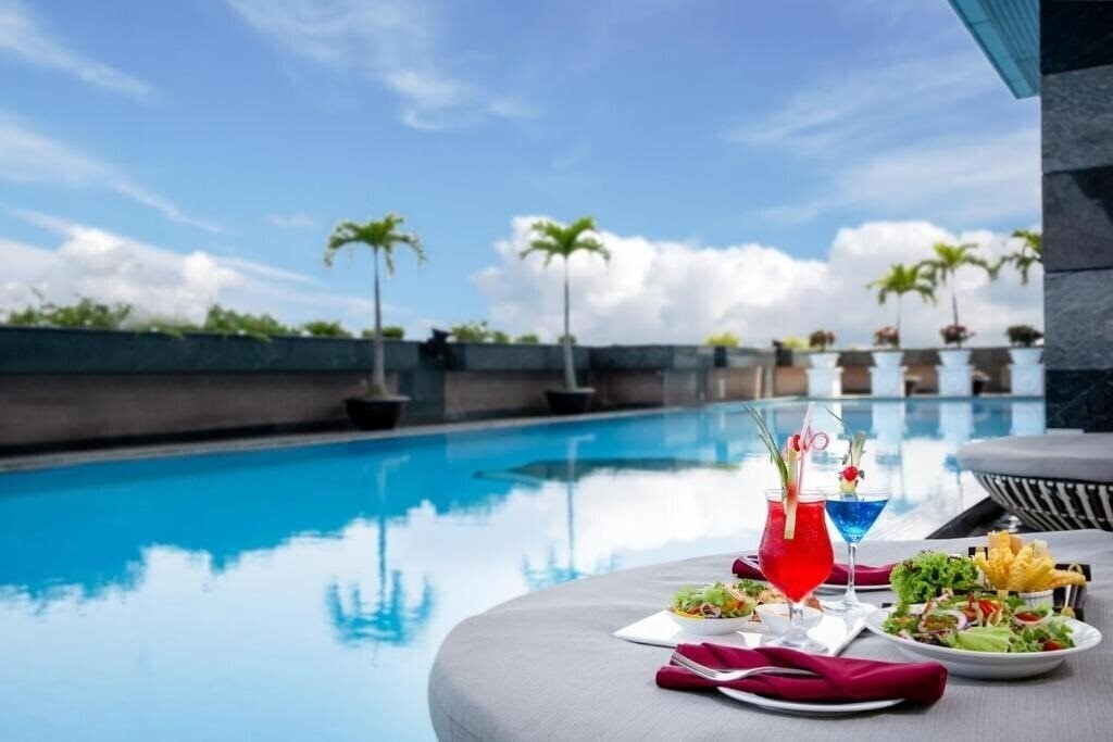 Фото Muong Thanh Luxury Song Han Hotel (ex. HAGL Plaza) 5*