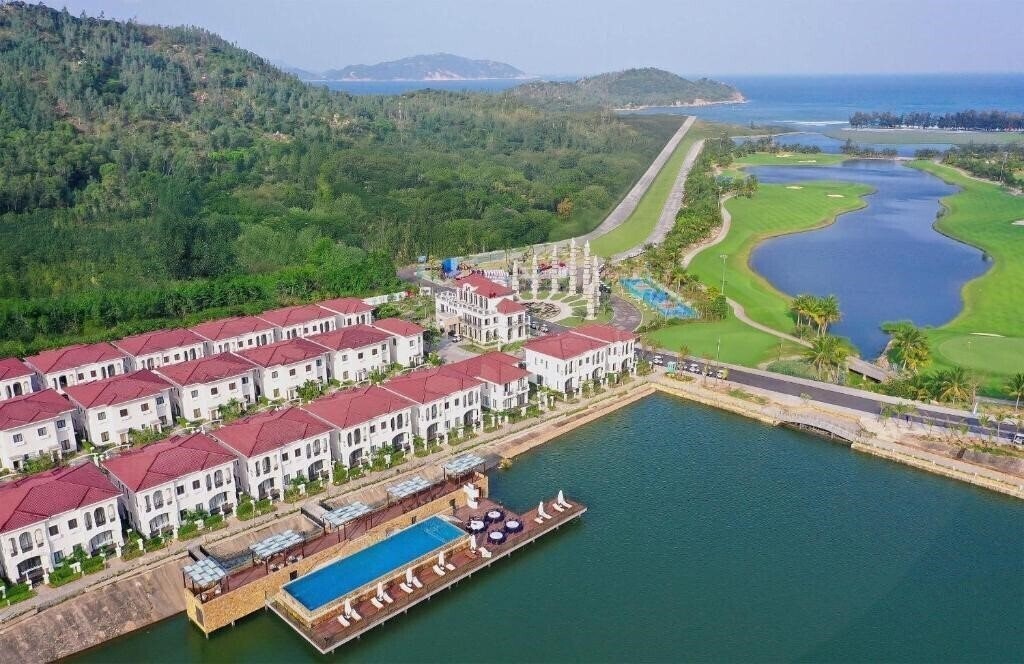 Готель Swiss Belvillas Solavita Binh Tien 4*