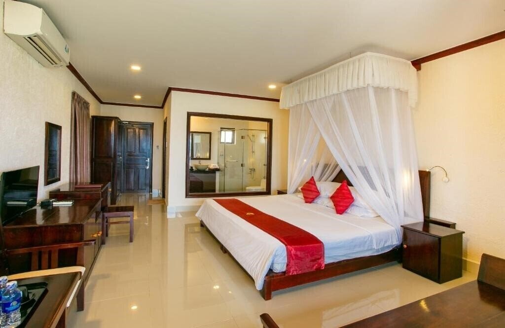 Фото Rock Water Bay 3*