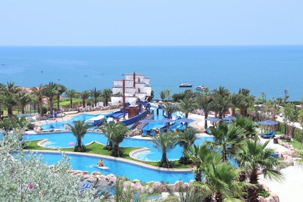 Отель Centara Mirage Beach Resort Mui Ne 5*