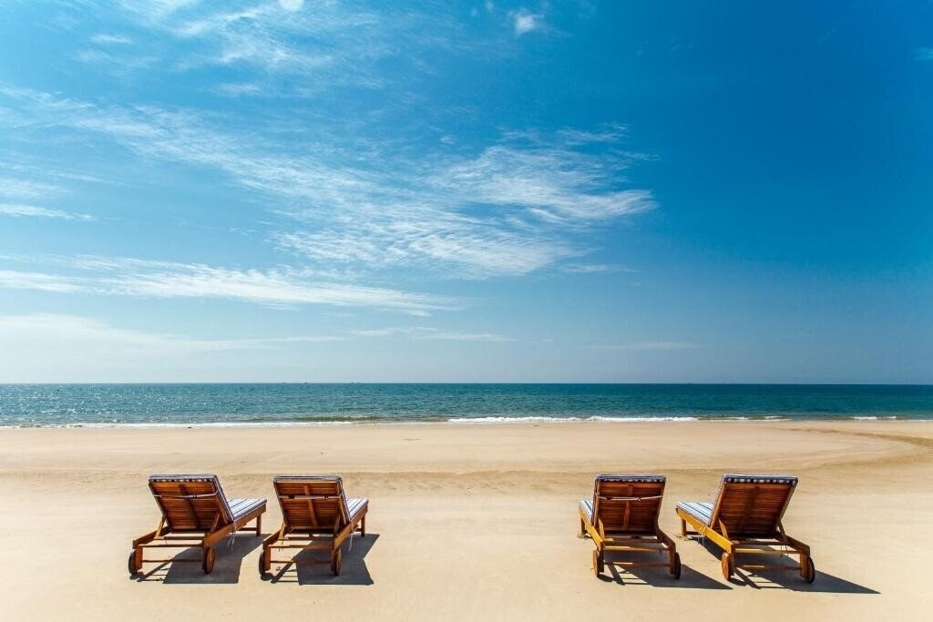 Картинка Lazi Beach Resort 4*