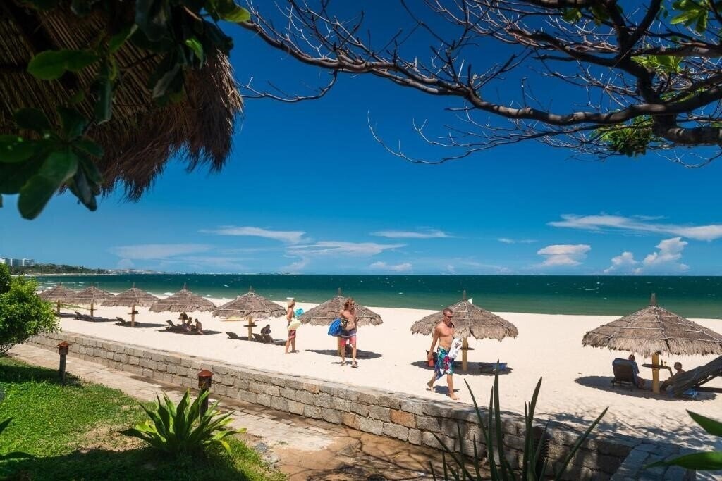 Фото White Sands Resort 4*
