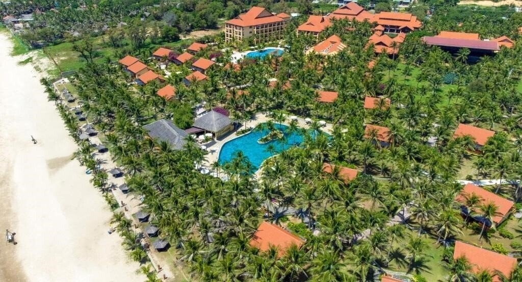Готель Pandanus Resort 4*