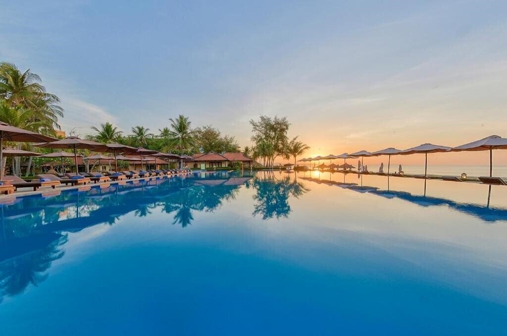 Готель Seahorse Resort & SPA 4*