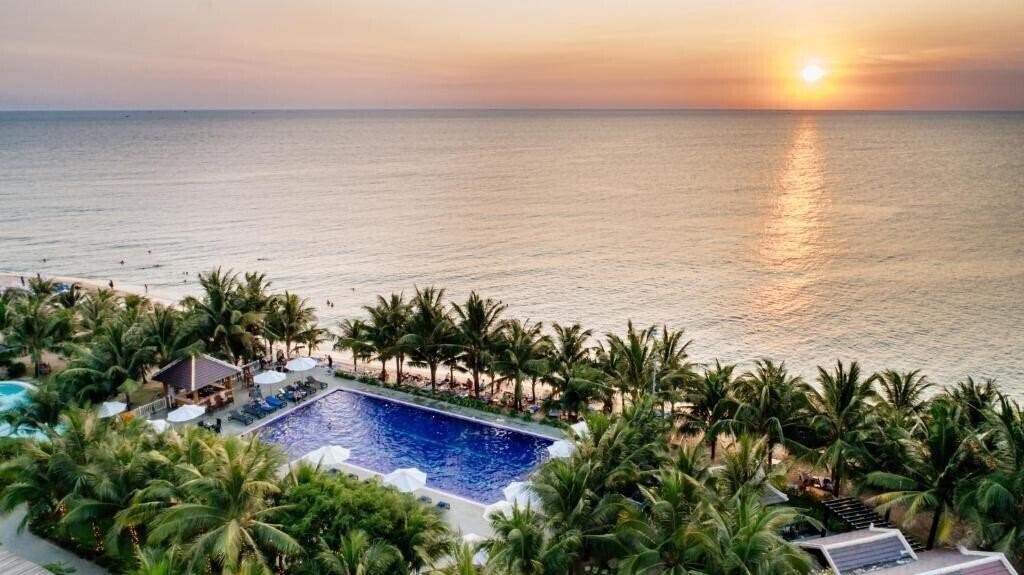 Отель Amarin Resort Phu Quoc 4*