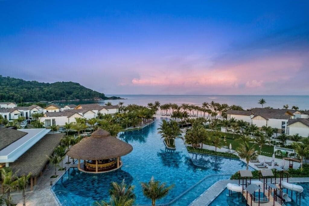 Готель New World Phu Quoc Resort 5*