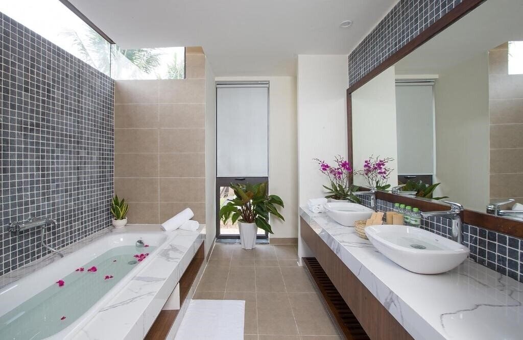 Фото Sonaga Beach Resort Phu Quoc 5*