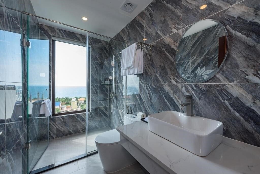 Фотографія Maison Hotel Phu Quoc 3*