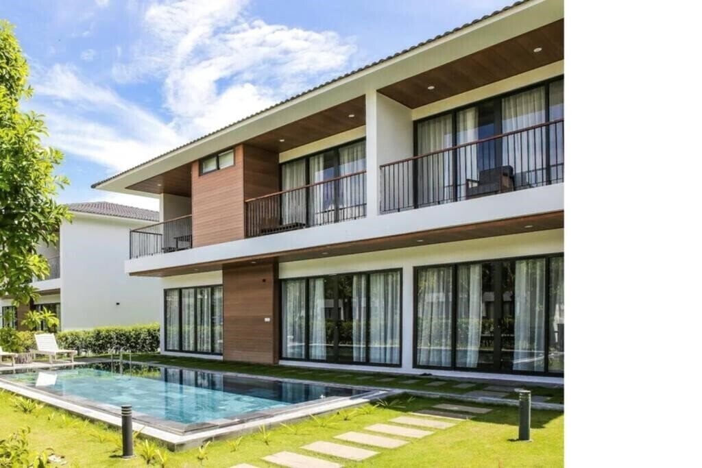 Готель M Villas 5*