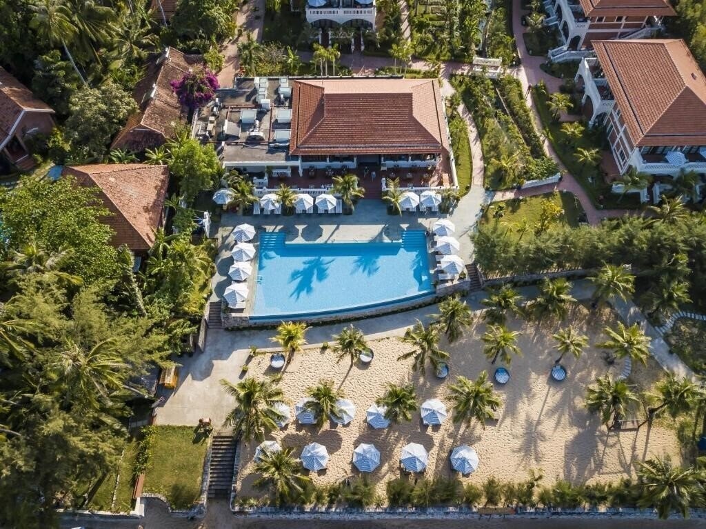 Отель Cassia Cottage Resort 3*