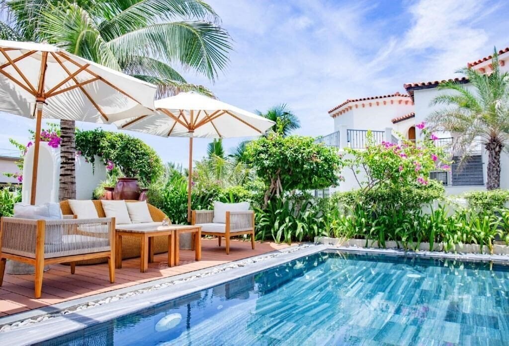 Отель Aurai Resort Cam Ranh by Pearl 5*